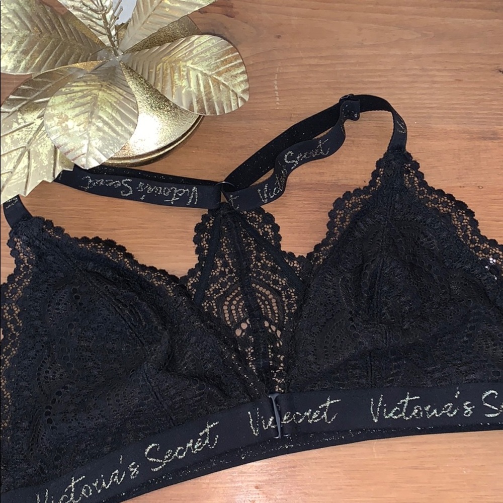 New With Tags: Victoria’s Secret bralette